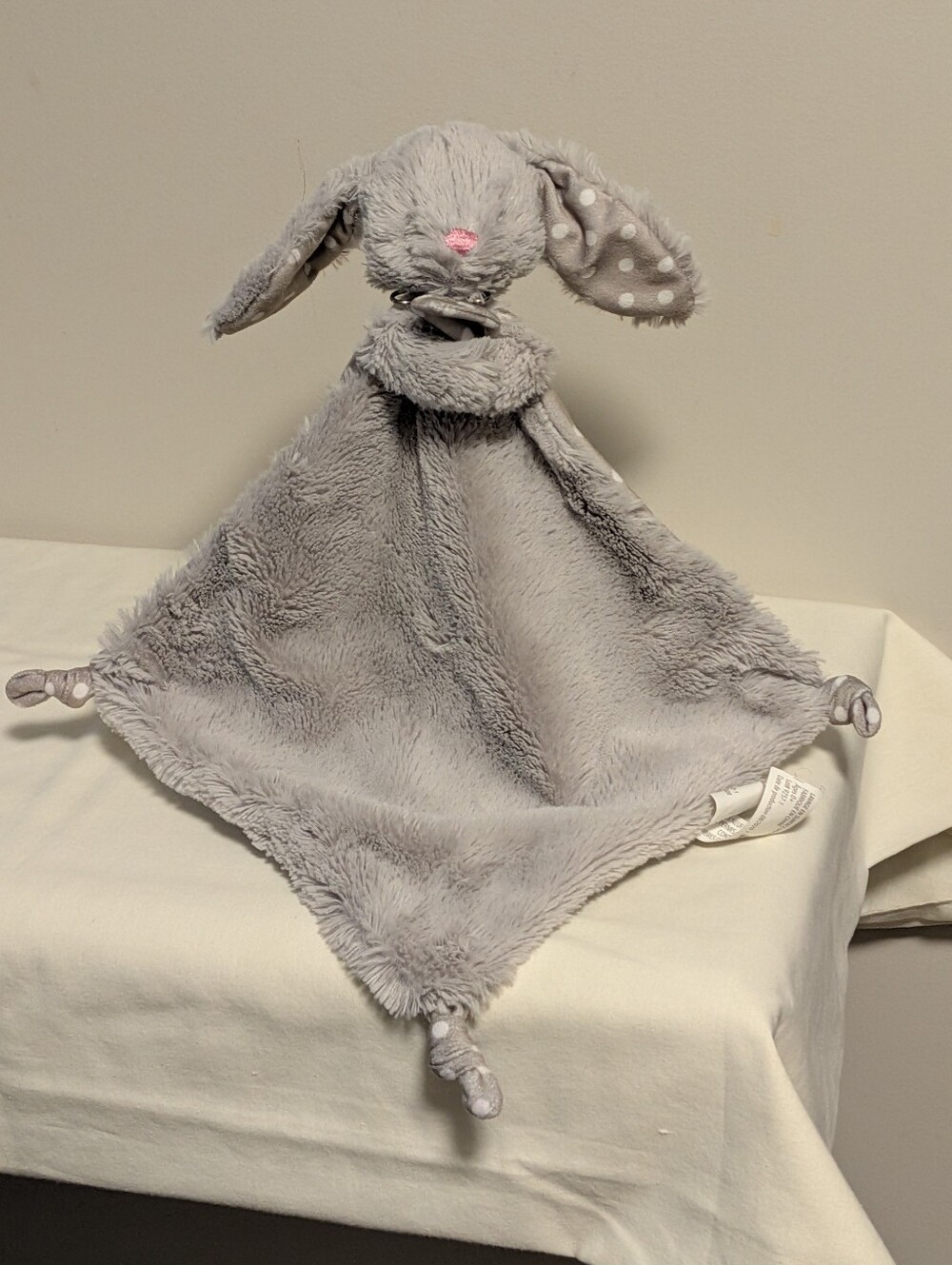 Kellytoy Gray Plush Bunny Lovey Knotted Corners Rattle Security Blanket